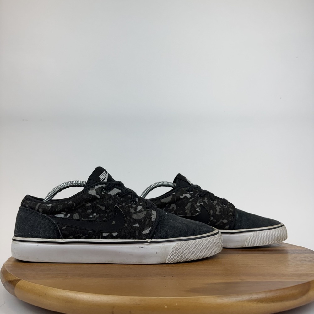Mens Nike Toki Low Black Camo Spotted Comfort Casual Sneakers Shoes Size 9 M GUC